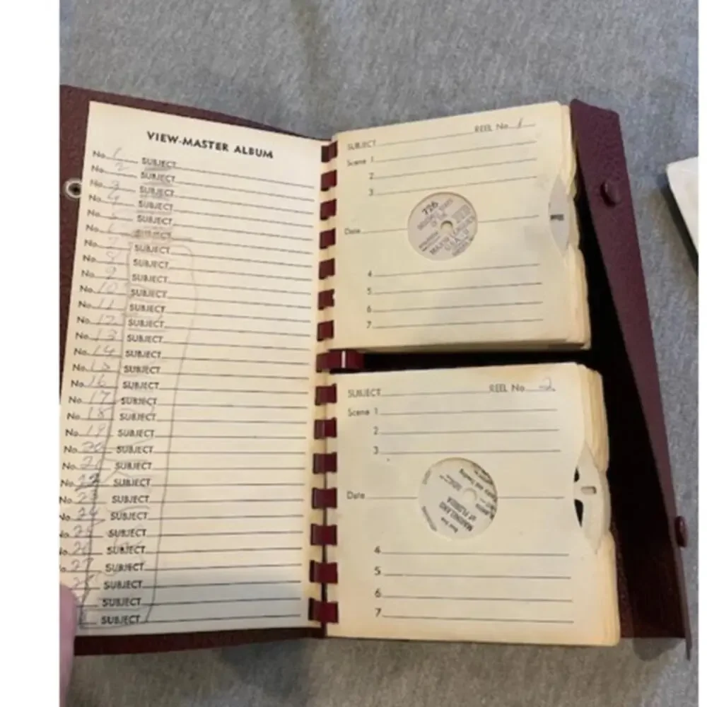 Vintage View-Master, 20 reels & Album